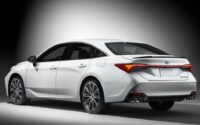2025 Toyota Avalon Hybrid Price
